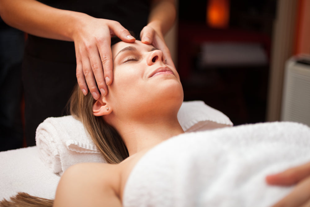 75-Minute Lymphatic Drainage Facial With LED at ROSEDEWSKIN Just $68! Includes $40 Gift Card For Future Visit! (Value $180+$40)